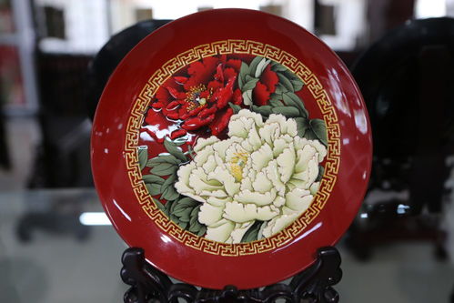 雕艺精湛漆美千年，守艺人巧手释匠心